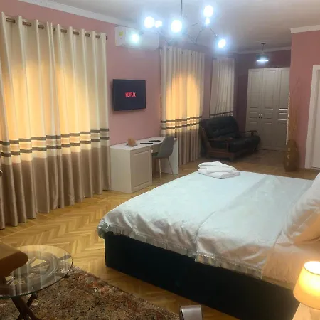 Belux Отель Тирана