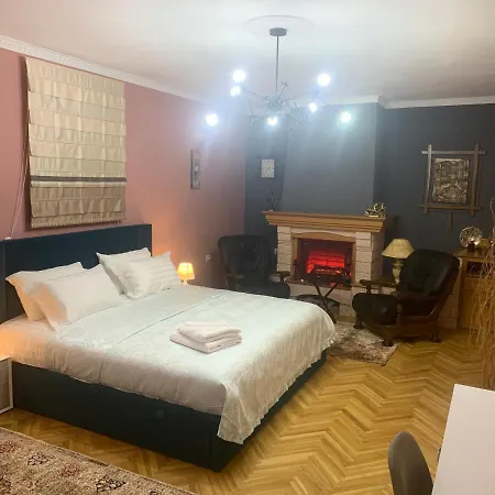 Belux 3* Tirana